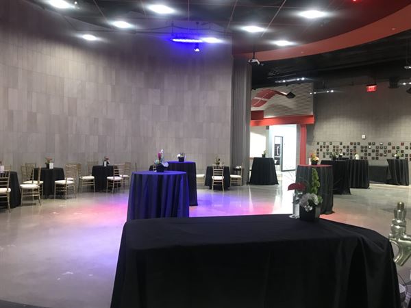 Redhouse Arts Center