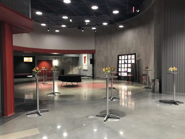 Redhouse Arts Center