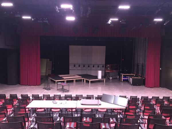 Redhouse Arts Center