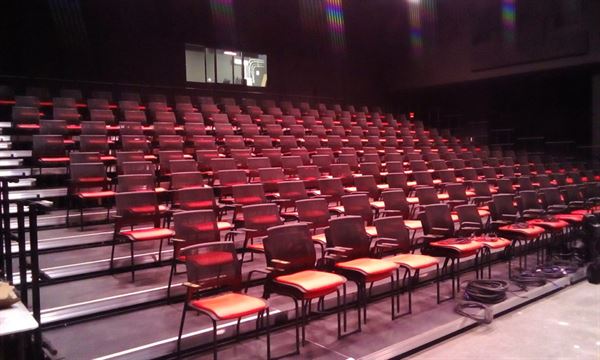 Redhouse Arts Center