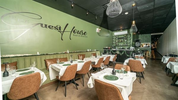Guest House Bar & Bistro