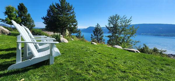 La Casa Lakeside Resort