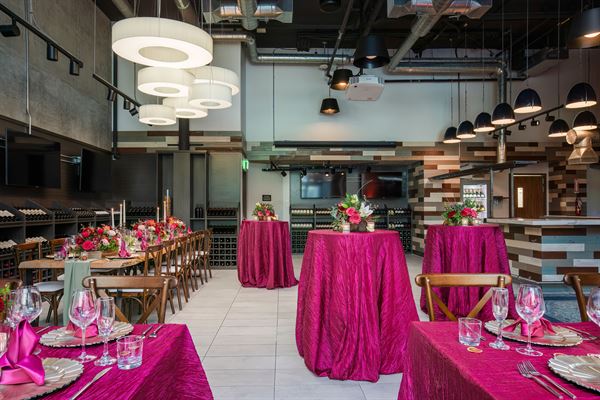 Carté Hotel San Diego, a Curio Collection by Hilton