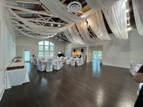 Palm Harbor, White Chapel and Harbor Hall