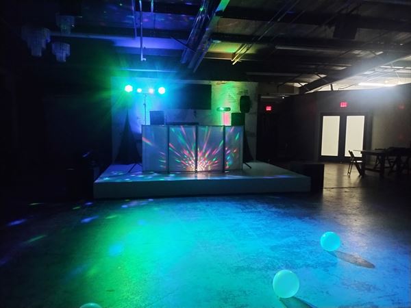 LD's Karaoke & DJ Services