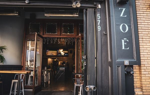 Zoë Cocktail Bar