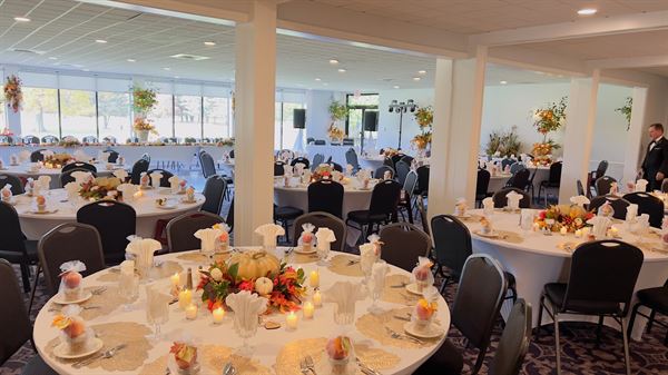 The Kelly Ballroom at Riverside Golf