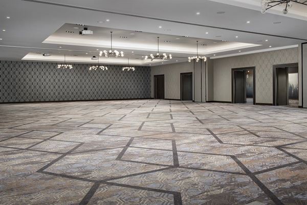 Silver Cloud Hotel Tacoma at Point Ruston Waterfront