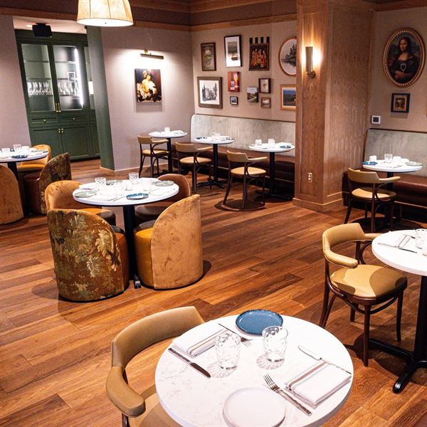 Napa Bistro & Wine Bar