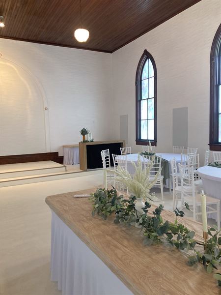 The White Chapel : By Lyn Michael