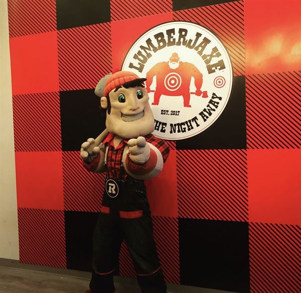 LumberJaxe Axe Throwing Hall - Ottawa