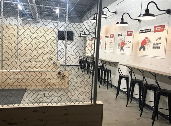 LumberJaxe Axe Throwing Hall - Ottawa