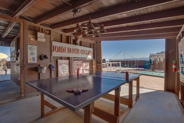 Hicksville Trailer Palace