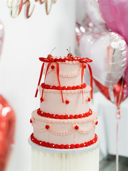 Majestic By Victoria's Cake