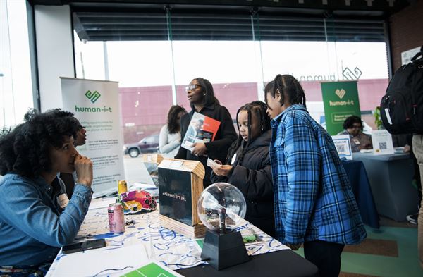 Human-I-T on Seven Mile