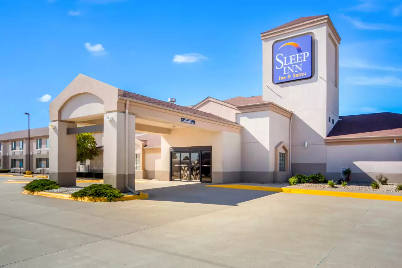 Sleep Inn & Suites