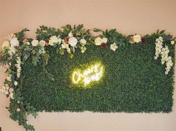 Mott's Up North Wedding & Event Venue