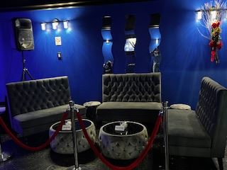 Platinum Lounge & Bistro