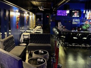 Platinum Lounge & Bistro