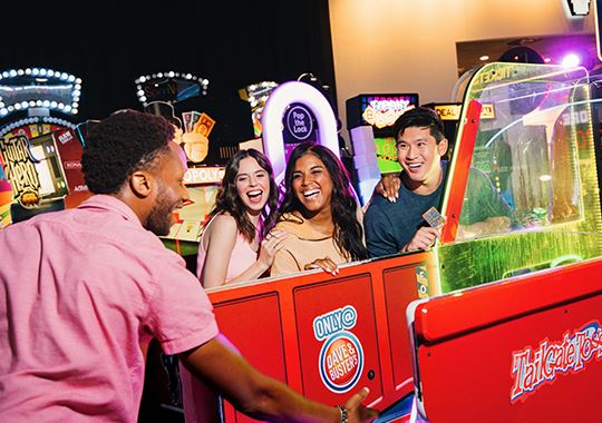 Dave & Buster's North Hills