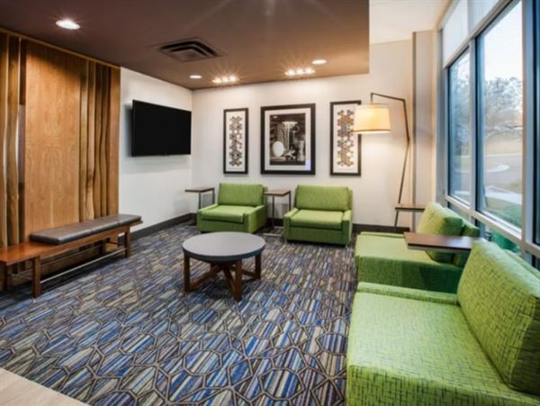 Holiday Inn Express Woodstock