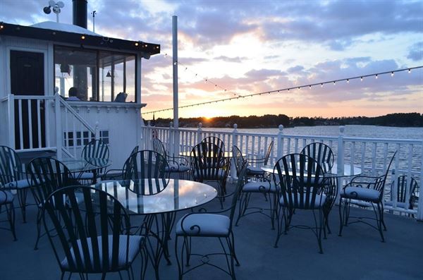 Southern Empress Cruises