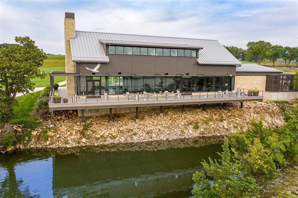 Eagles Landing at Lake Olathe