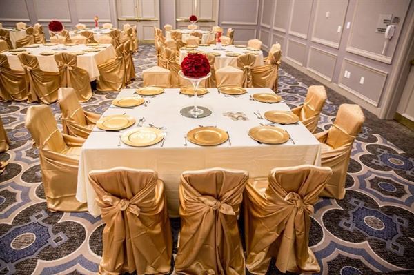 DoubleTree by Hilton Hotel Houston - Greenway Plaza