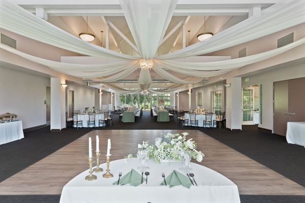 Topknot at Paradise Valley Golf Club