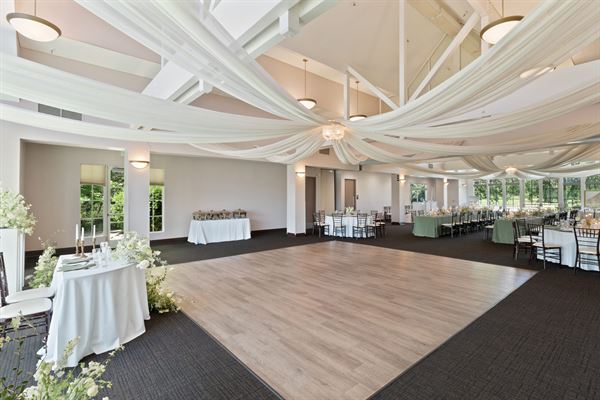 Topknot at Paradise Valley Golf Club