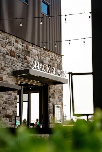 Birdies Grill House and Sports Bar