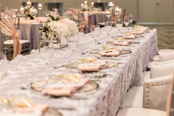 Holiday Inn & Suites Calgary South - Conference Ctr