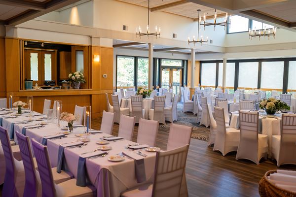 River Hills Country Club