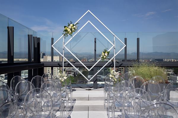 The Jacquard Hotel & Rooftop