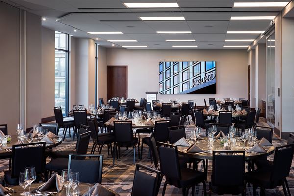 The Jacquard Hotel & Rooftop