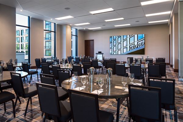 The Jacquard Hotel & Rooftop