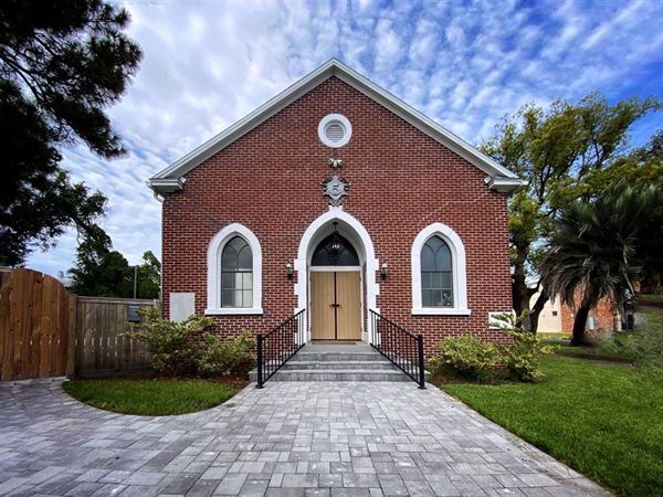 Five Points Chapel & Gardens Event Hall