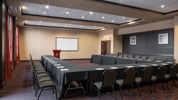 Four Points by Sheraton Edmonton International Airport