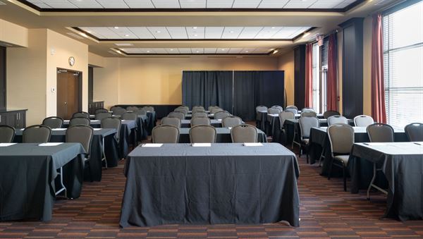 Four Points by Sheraton Edmonton International Airport