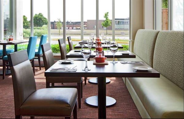 Hilton Garden Inn Montreal Airport