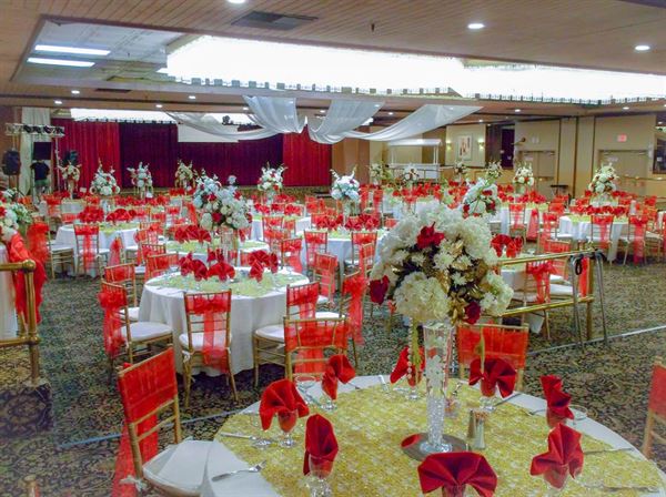 Golden Sails Hotel & Conference Center