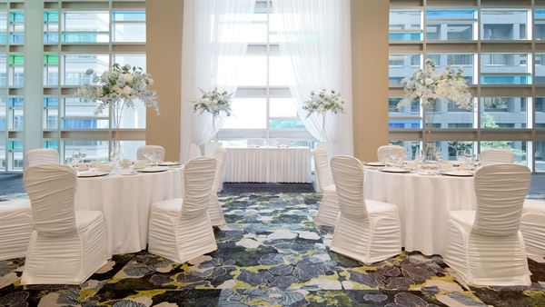 Coast Coal Harbour Vancouver Hotel by APA