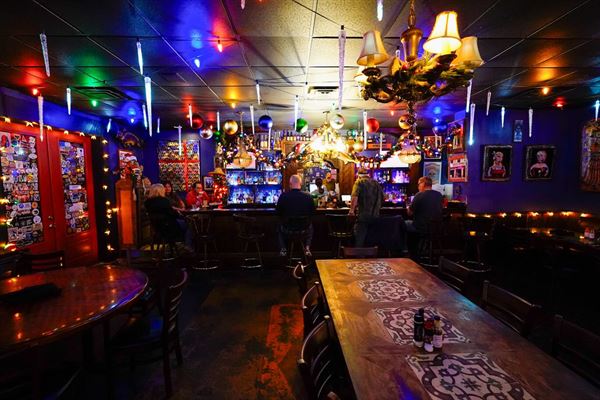 LA Paz Restaurante and Cantina