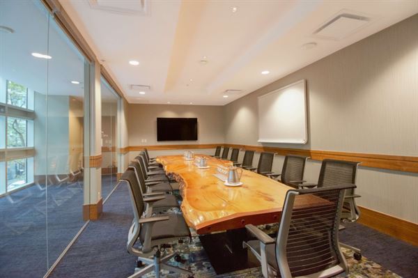 Coast Coal Harbour Vancouver Hotel by APA