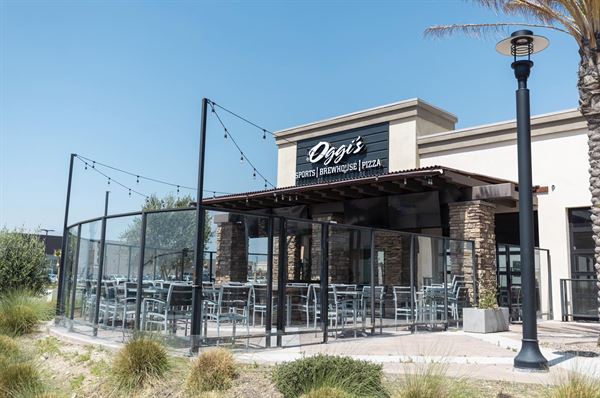 Oggis Pizza Restaurant and Brewhouse