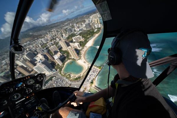 Private Helicopter Tour Service In Hawaii