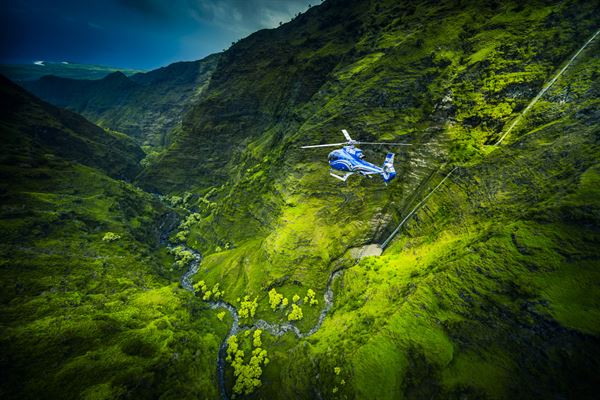 Private Helicopter Tour Service In Hawaii