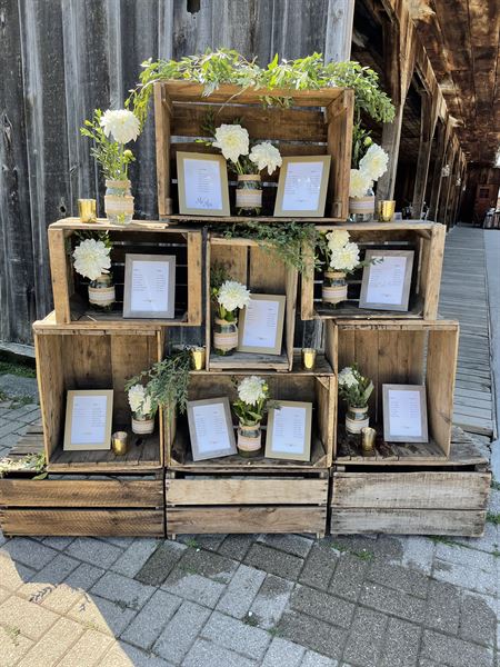 Signature Weddings by Lisa