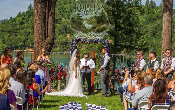 Rollins Lakeside Resort