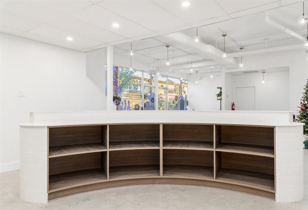 Atrium Islands PoP-Up